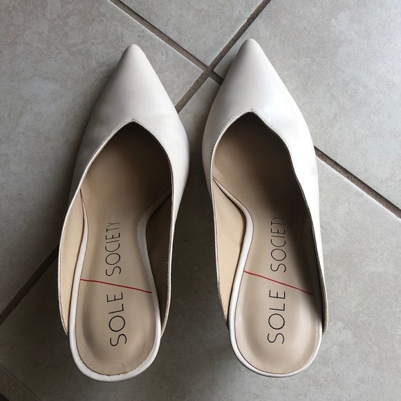 Shoes - Picture 4 of 11